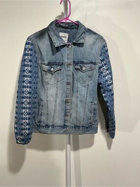 Kensie Light Blue Denim Jacket with Patterned Blue Sleeves